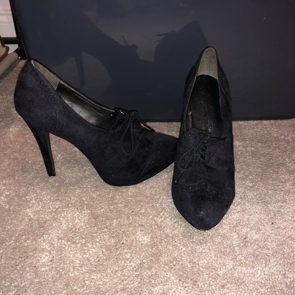 Black lace up heels